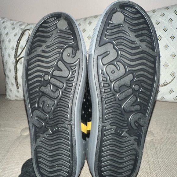 🚫SOLD🚫 Native Jefferson Shoea - Picture 6 of 6